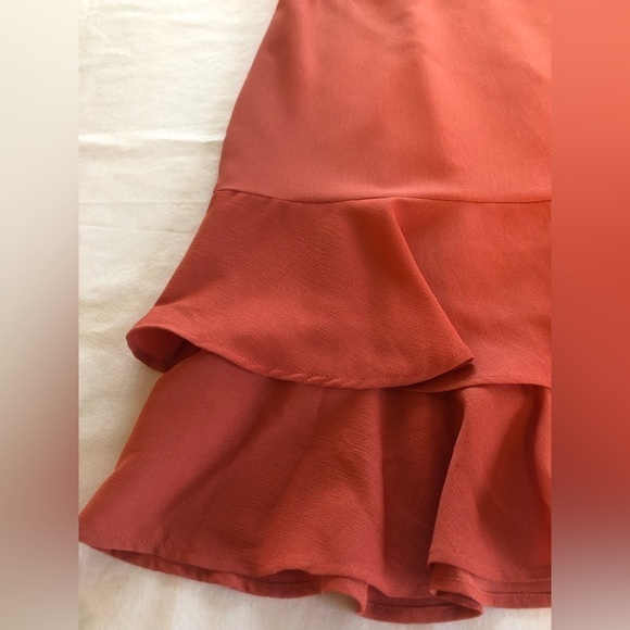 Ann Taylor Size 6 Sleeveless Bottom Ruffled Midi Dress - Picture 8 of 10